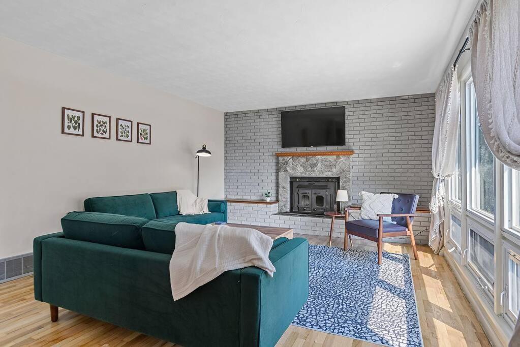 Roomy 5 Bed 3 Bath Fire Place Large Outdoor Space 래피드시티 외부 사진